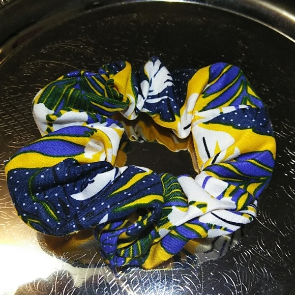 🌴NEW 2 PIECE SET PALM LEAVES HEAD WRAP&SCRUNCHIE - Picture 3 of 5